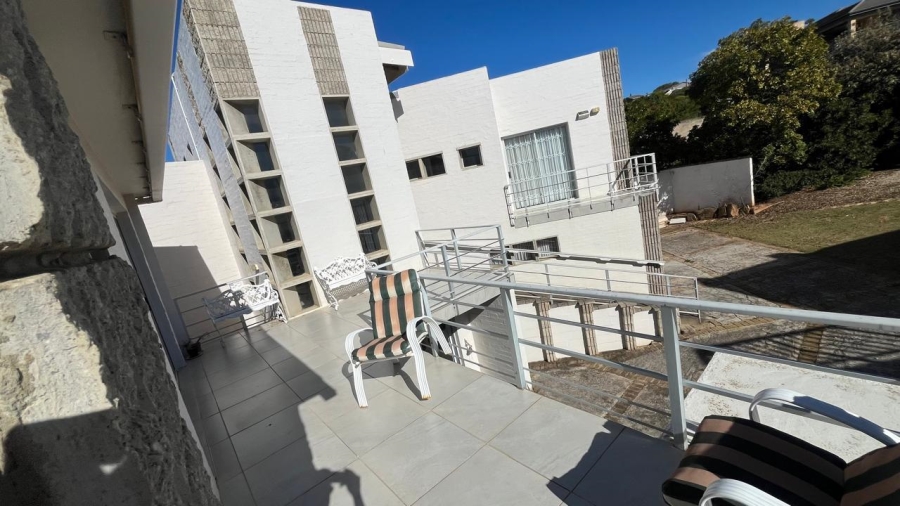 3 Bedroom Property for Sale in Wavecrest Eastern Cape
